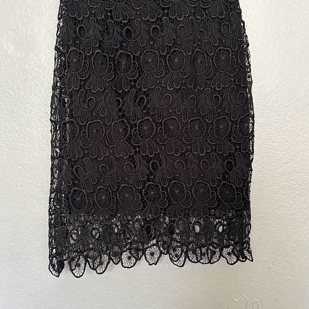 BB Dakota Size 2 Black Crochet Lace fitted dress - Picture 4 of 6